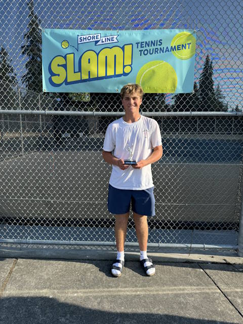 Luke Madath, boys' gold singles champion